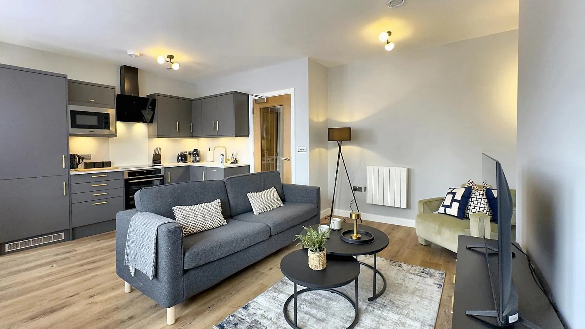 Harrogate House Apt 2 - Stylish Central Flat